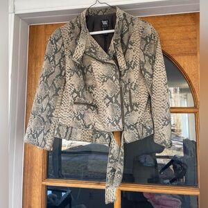 Worth Women’s Snakeskin Print Leather Motorcycle Jacket Size 6